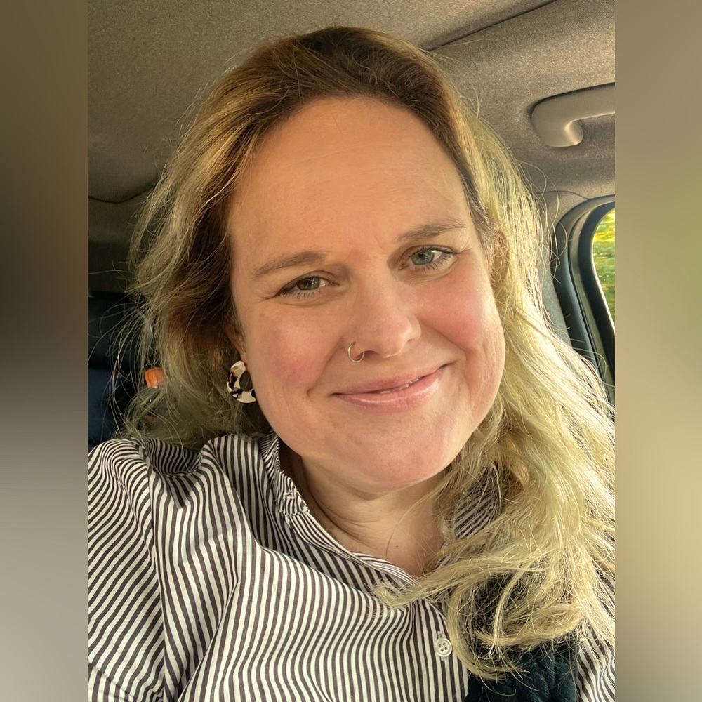 Meet your Posher, Ashley